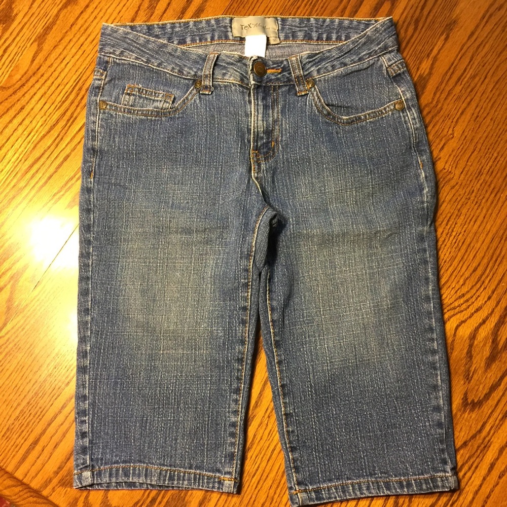 Tex by Max Azria long Jean shorts
